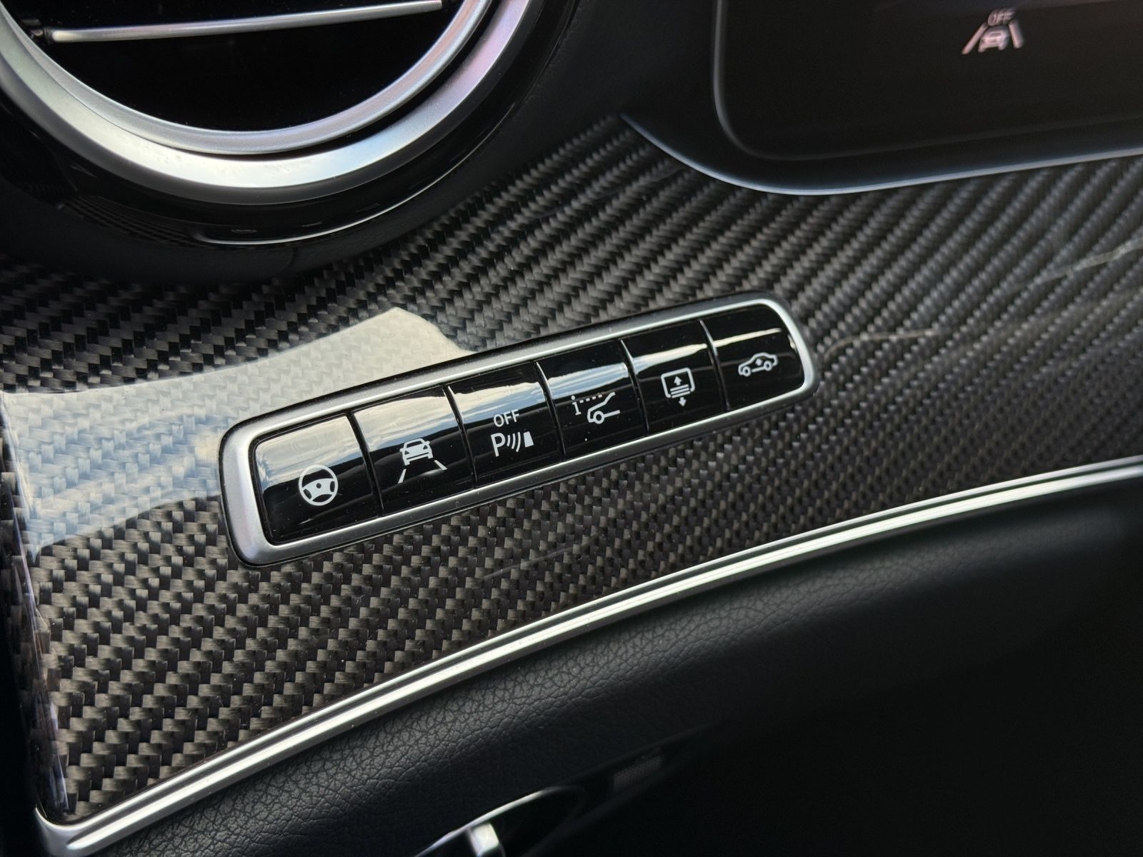 Mercedes-Benz E 53 AMG 4Matic+ AMG Performance - Samsaru's Car Outlet