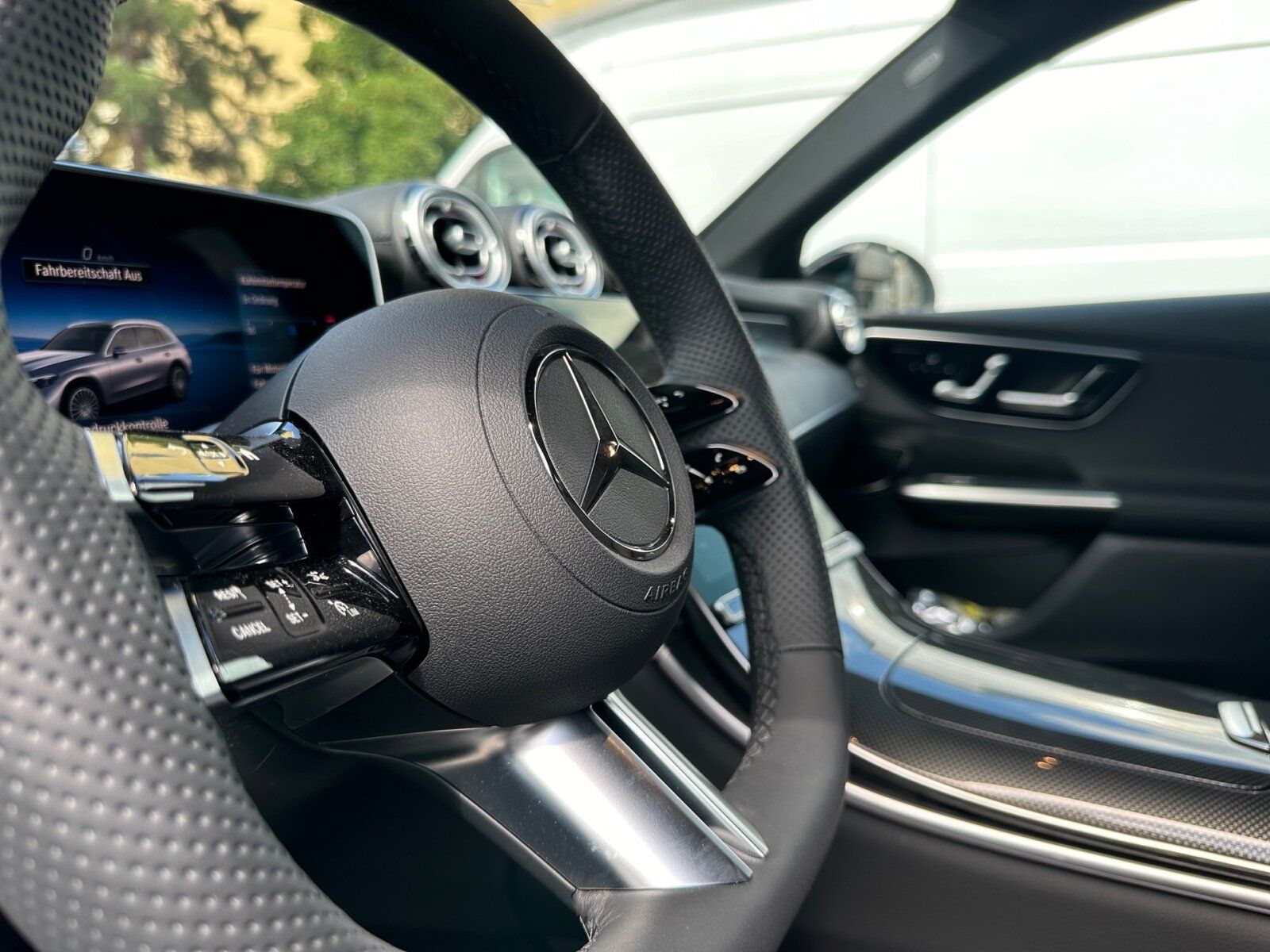 Mercedes-Benz GLC 300 de 4M AMG°LEDER°AHK°360°PANO°KEYL°