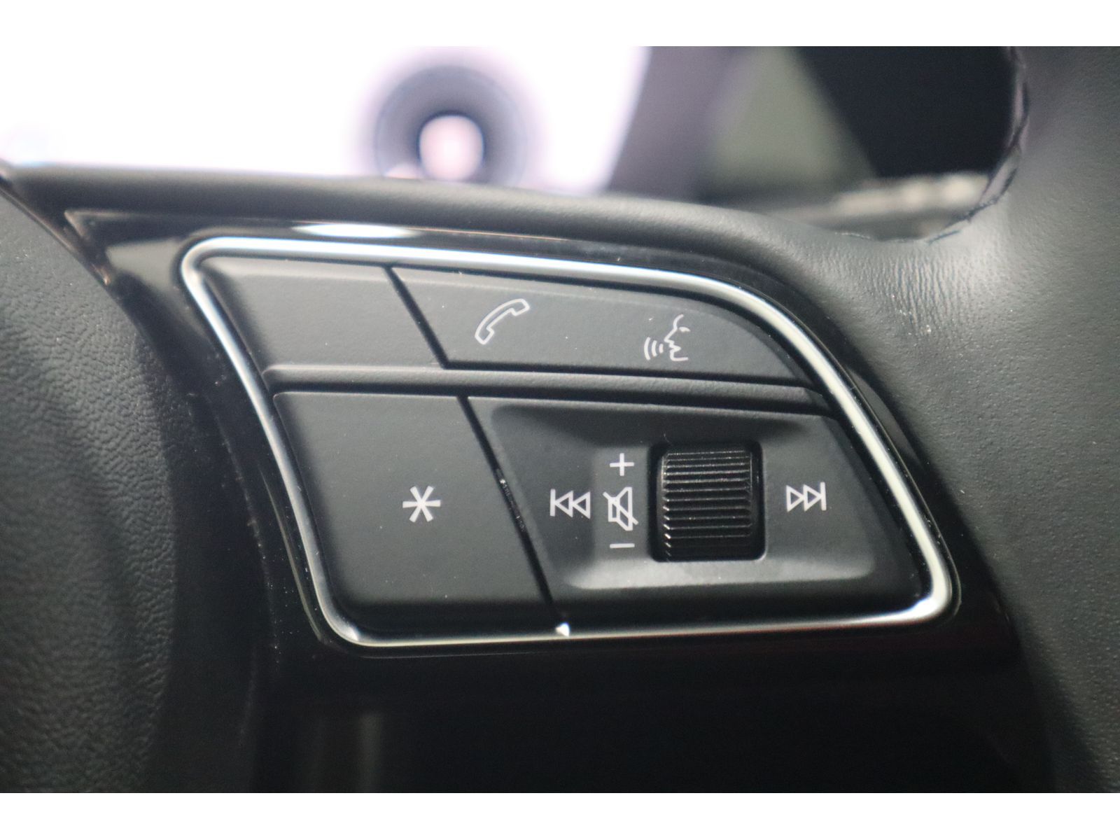 Audi A3 Sportback 40 TFSI e Matrix*PDC*R-Kamera *