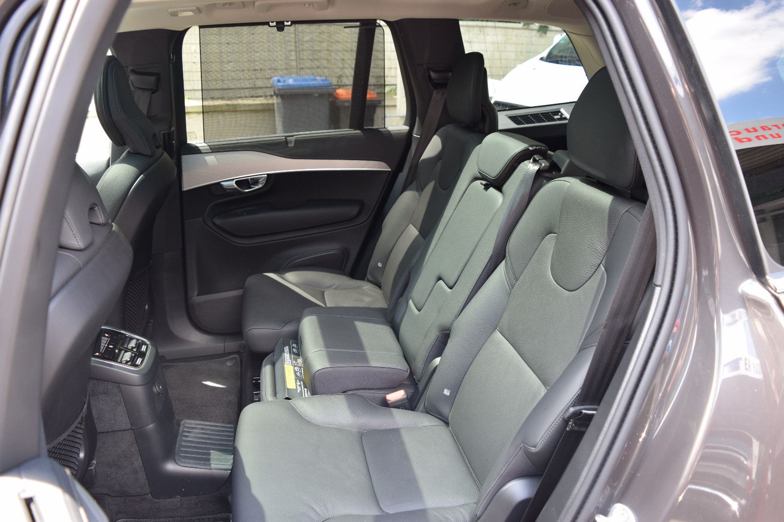 Volvo XC90 T8Plus Bright AWD - Samsaru's Car Outlet