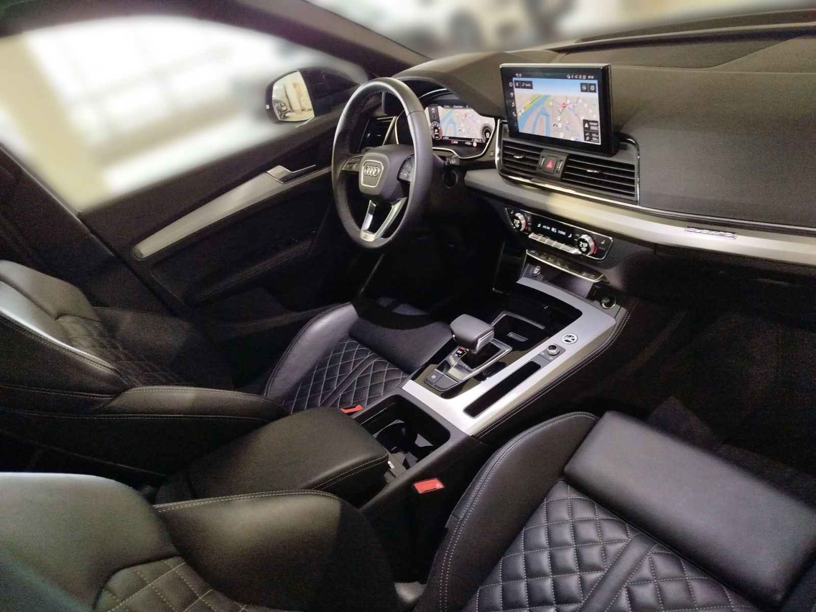 Audi Q5 45 TFSI quattro S tronic advanced - Samsaru's Car Outlet