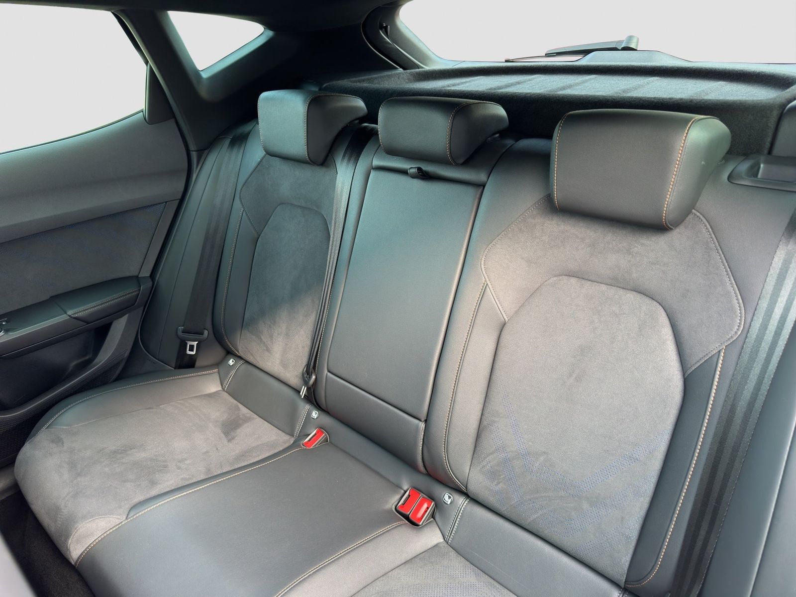 Cupra Formentor VZ 2.0 Pure Perf. Sennheiser AHK-Assis