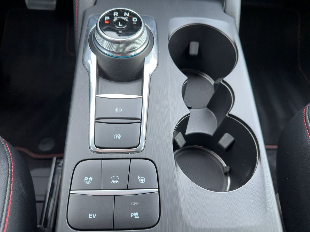 Ford Kuga ST-Line - Samsaru's Car Outlet