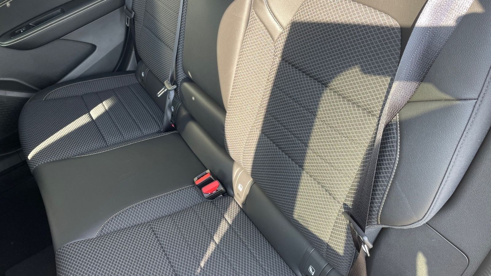 Renault Arkana TECHNO Mild Hybrid - Samsaru's Car Outlet