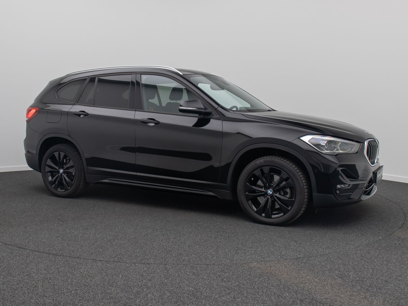 BMW X1 xD20i Sport Line - Samsaru's Car Outlet