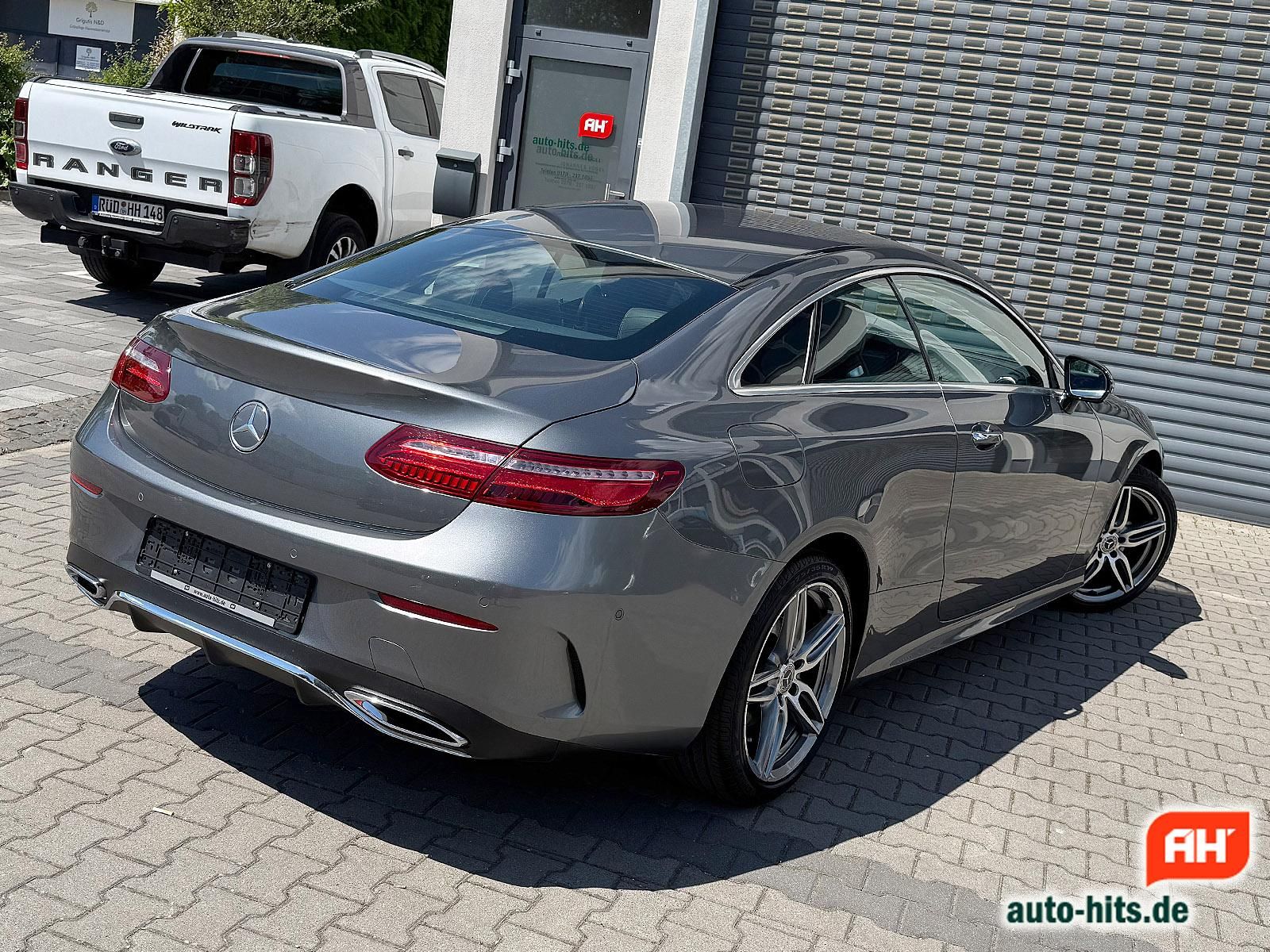 Mercedes-Benz E 220 Coupe AMG Line - Samsaru's Car Outlet