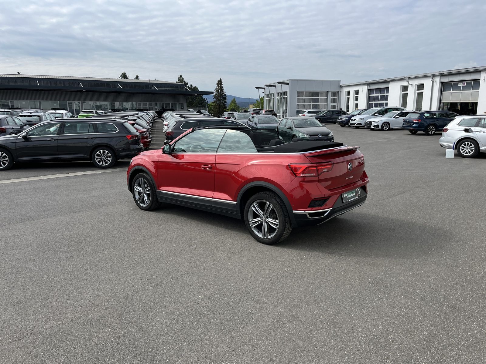 Volkswagen T-Roc Cabriolet 1.5 TSI DSG Style - Samsaru's Car Outlet