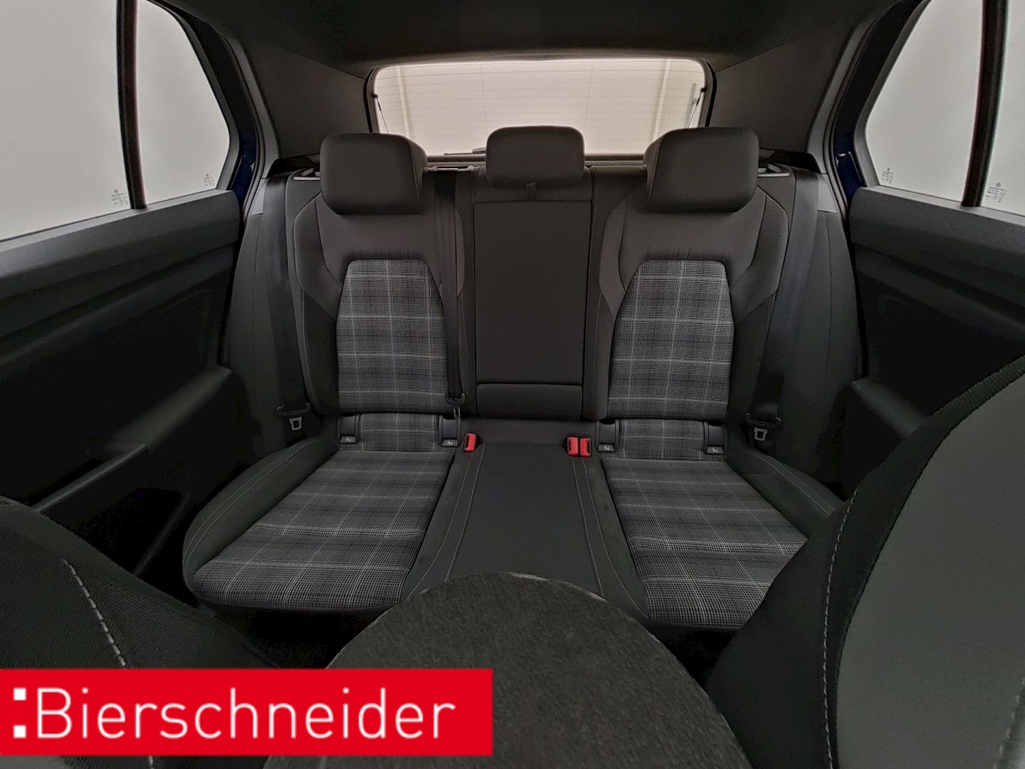 Volkswagen Golf 8 2.0 TDI DSG GTD PANO DCC IQ.LIGHT STANDH