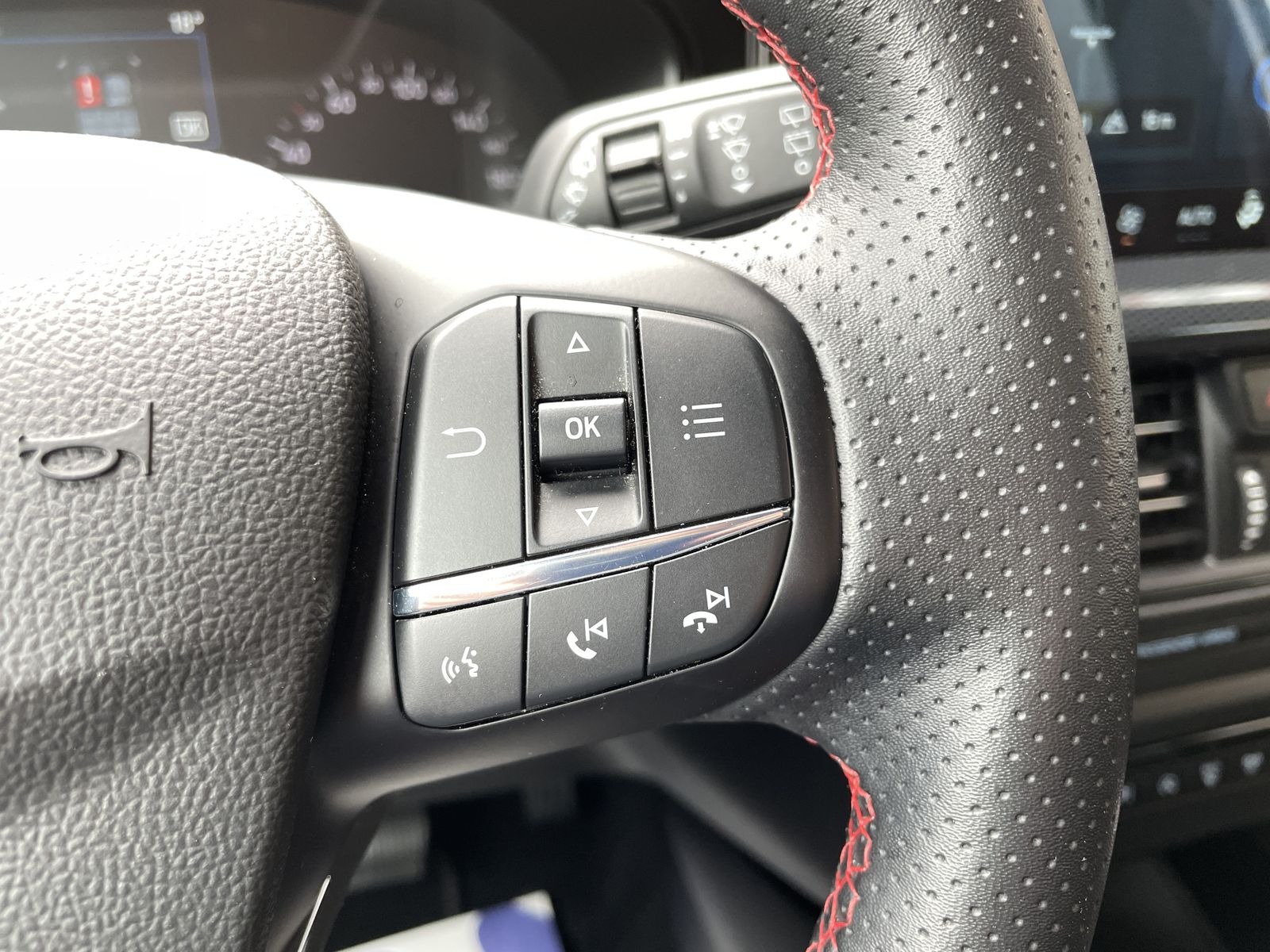 Ford Focus MHEV ST-Line*ACC*Kamera*Sitzhzg*Automatik