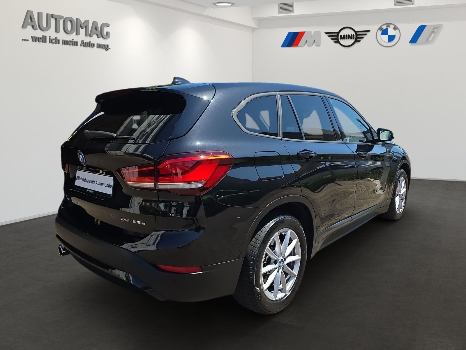 BMW X1 xDrive25e - Samsaru's Car Outlet