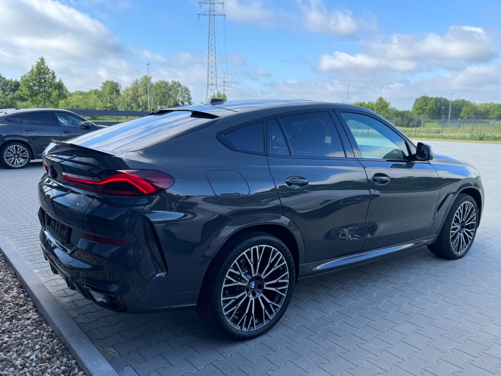 BMW X6 30d M Sport Pro - Samsaru's Car Outlet