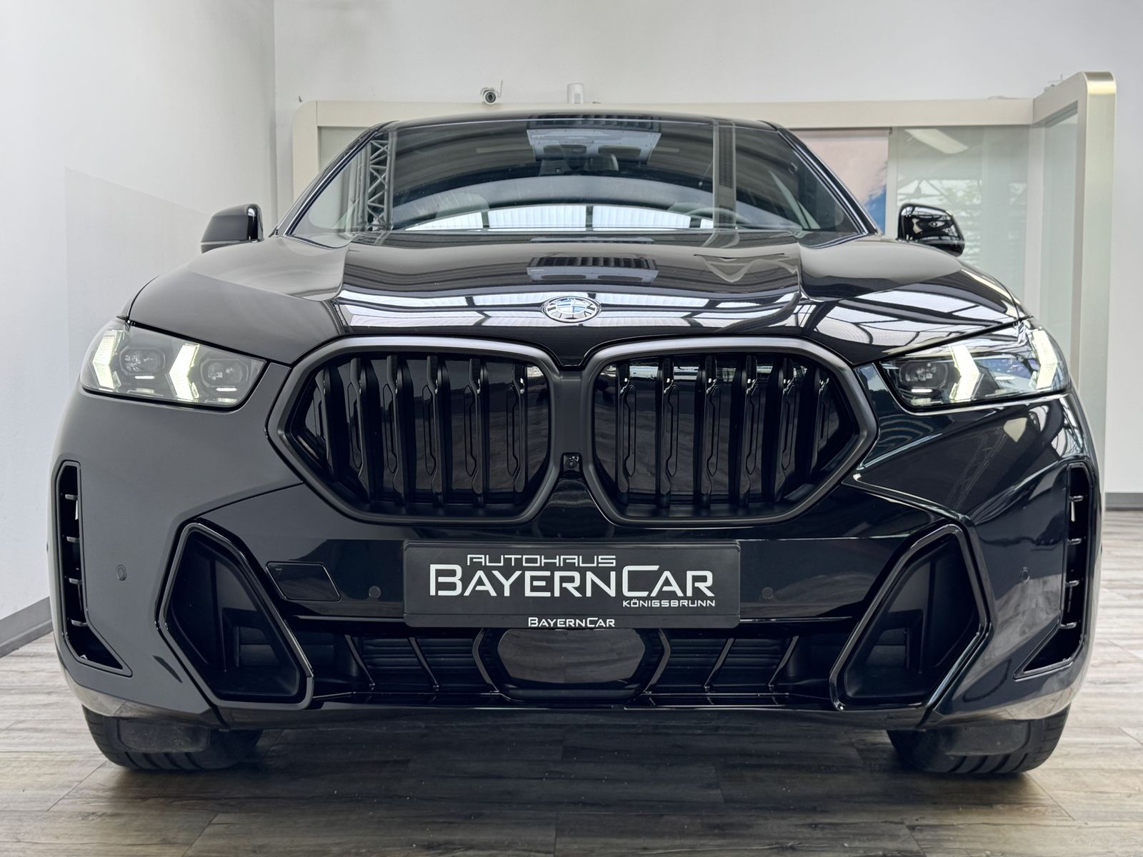 BMW X6 xDrive30d M Sport Pro - Samsaru's Car Outlet