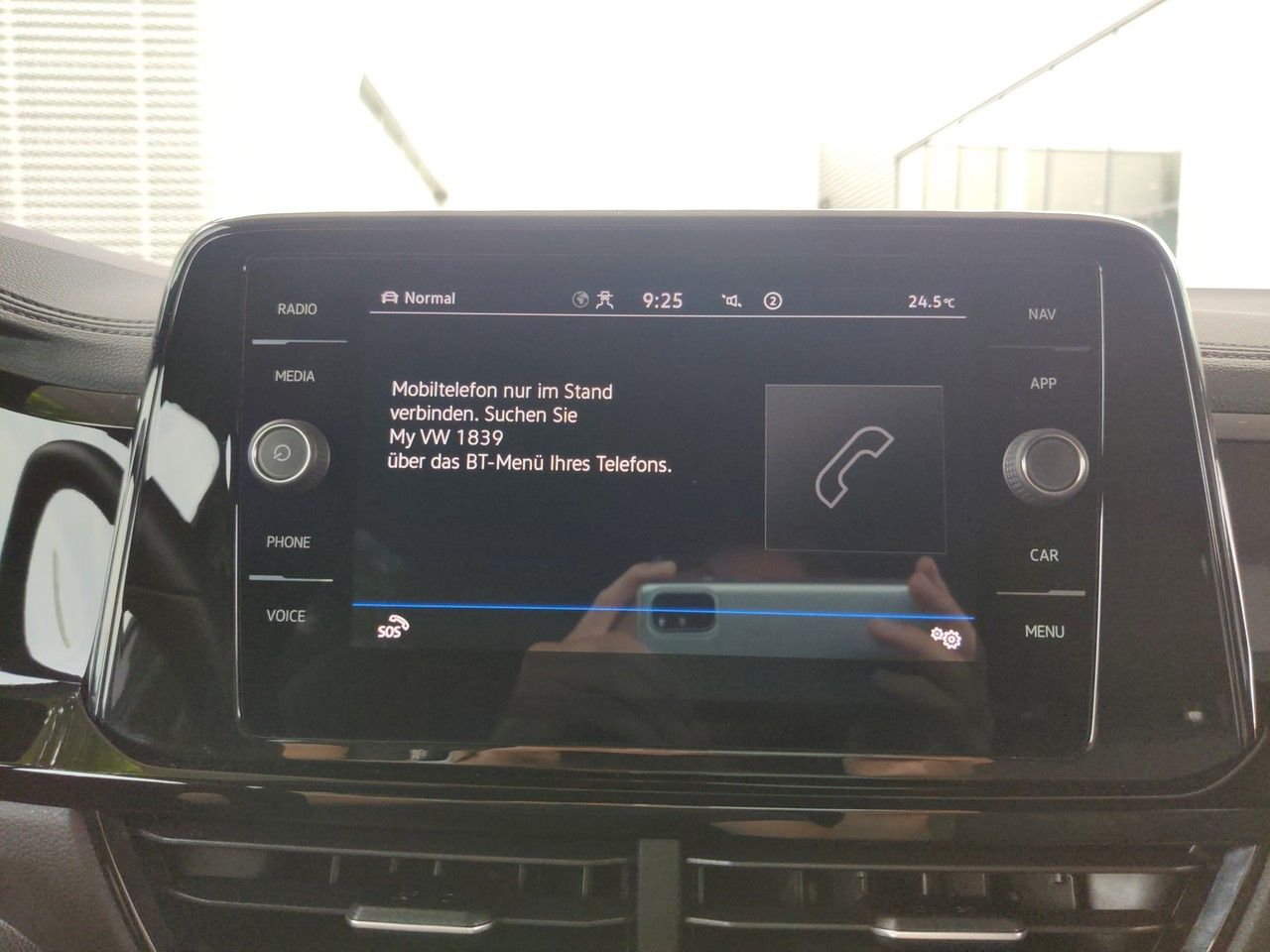 Volkswagen T-Roc 2.0 TDI DSG 4MOTION R-Line - Samsaru's Car Outlet