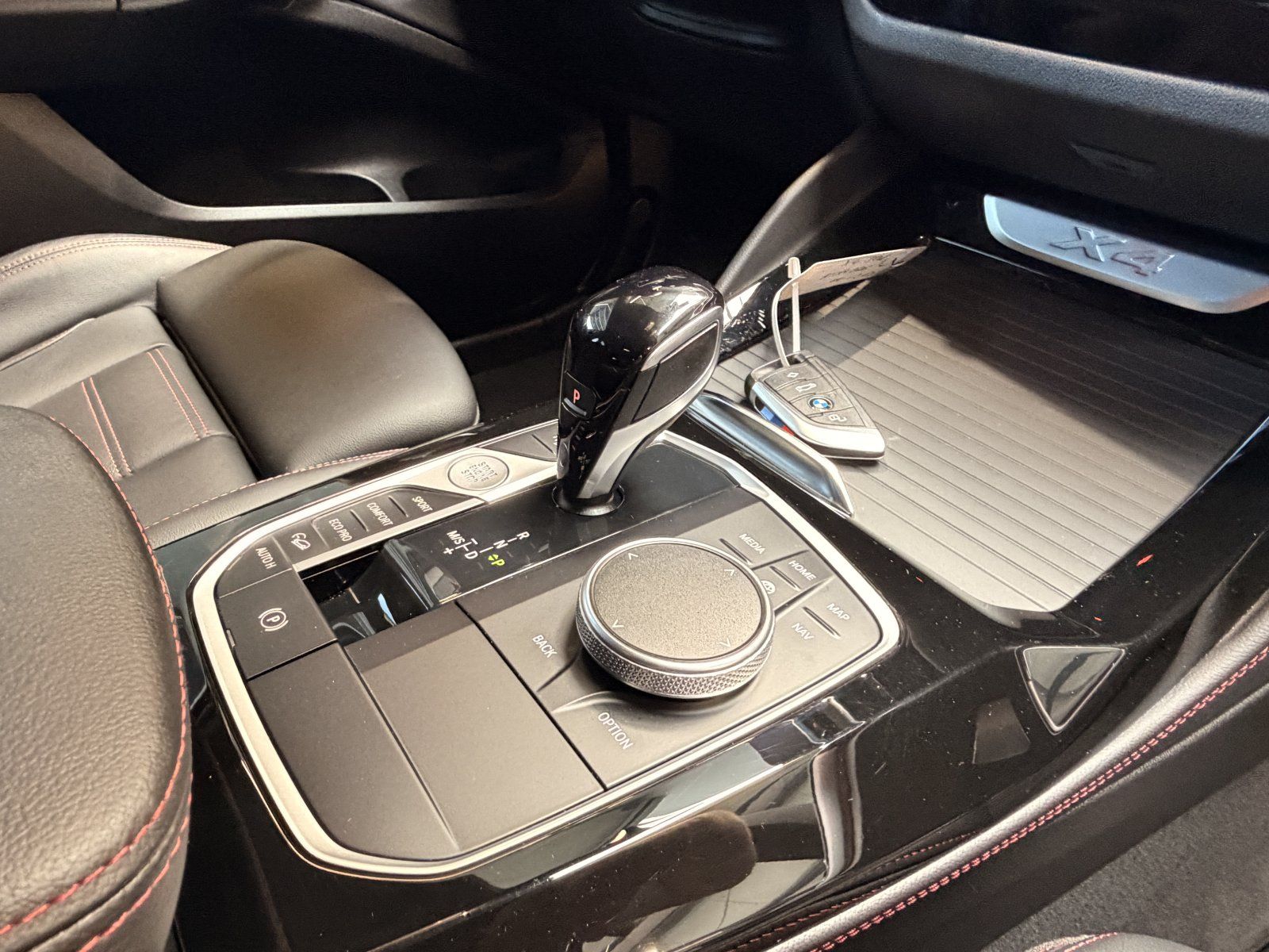 BMW X4   30d xDrive M Sport Head-up AHK Standheizung