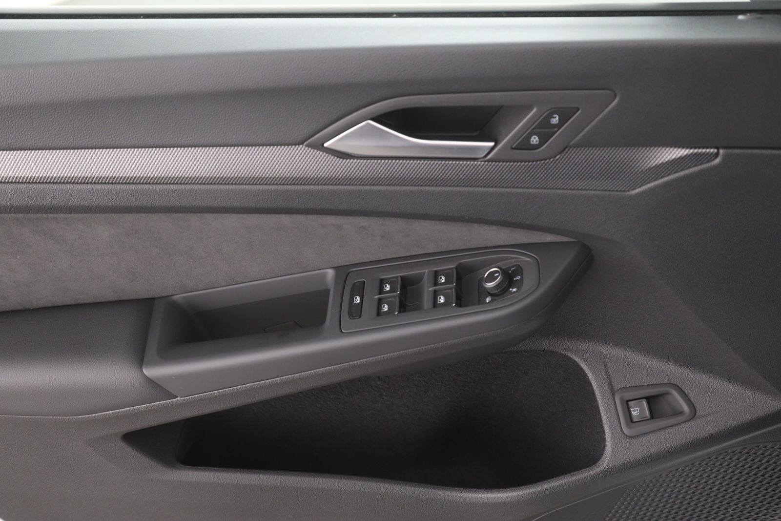 Volkswagen Golf VIII GTE 1.5 TSI DSG eHybrid | NAVI | LED |