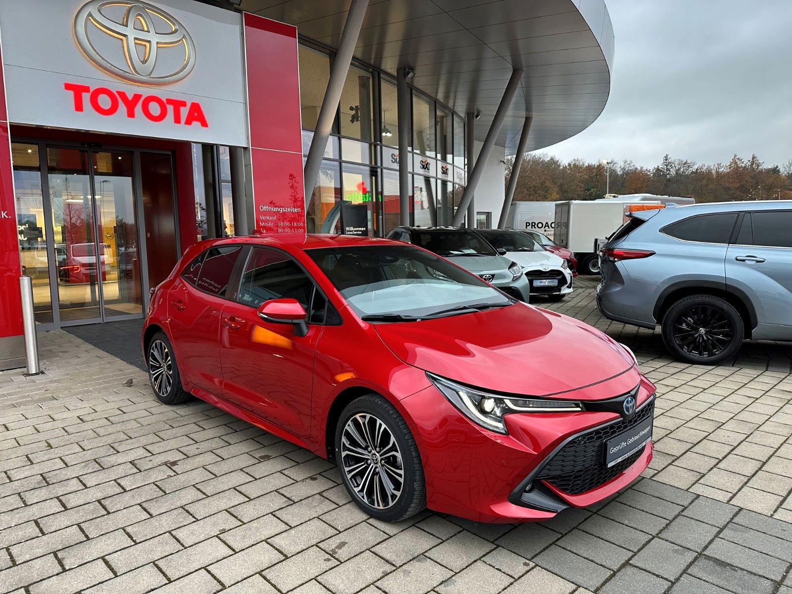 Toyota Corolla 2.0 Hybrid - Samsaru's Car Outlet