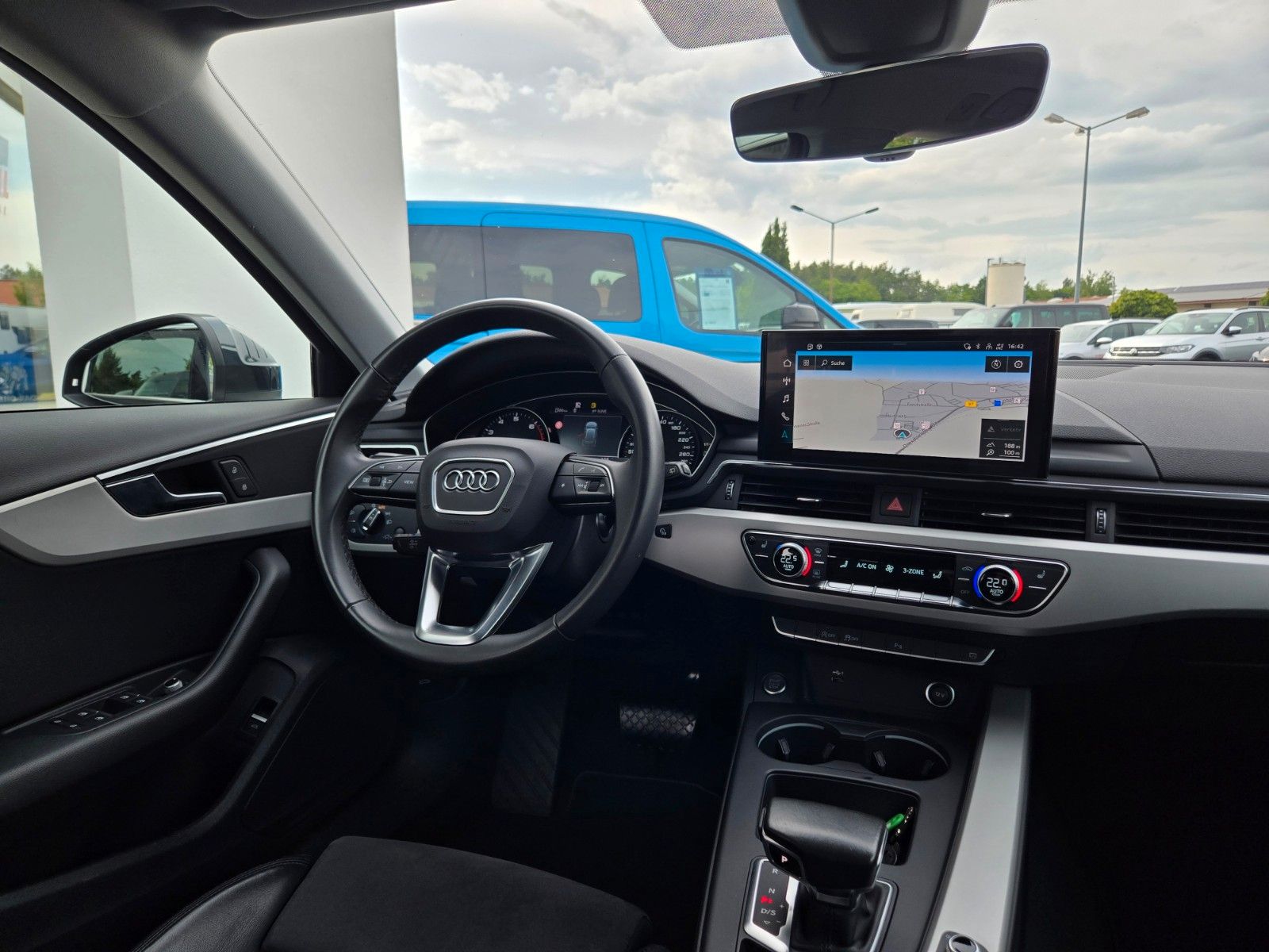 Audi A4 Avant 35 TFSI - Samsaru's Car Outlet