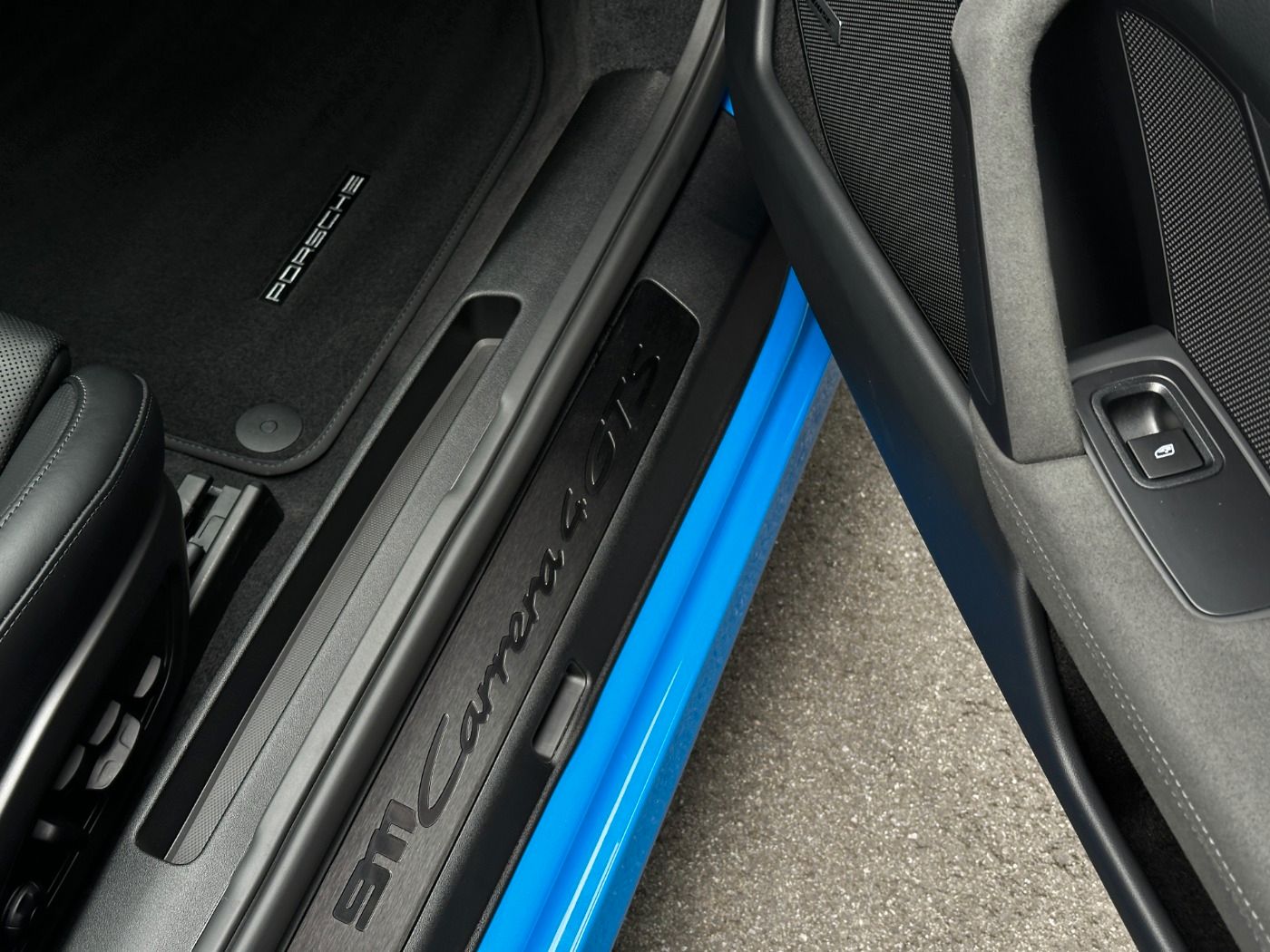 Porsche 992 911 Carrera 4 GTS BOSE 360° Sportsitze