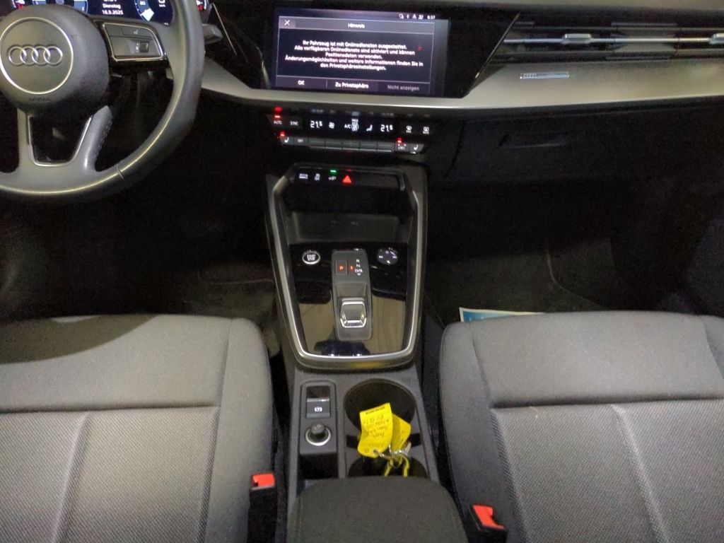 Audi A3 Sportback 40TFSIe S tronic LED Navi SHZ GRA P