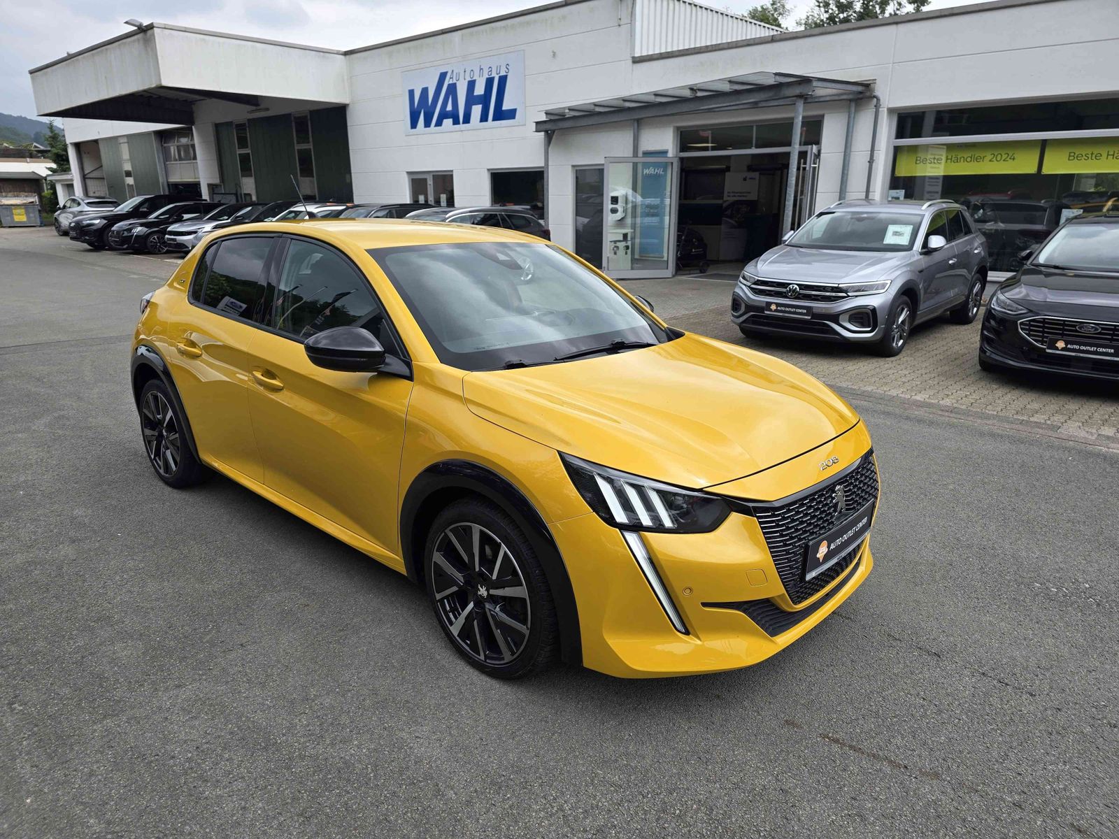Peugeot 208 GT - Samsaru's Car Outlet