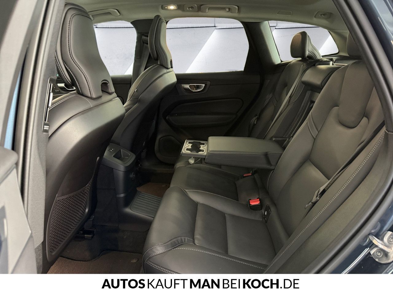 Volvo XC60 T6 Recharge AWD Plus ACC BLIS AHK STHz PANO