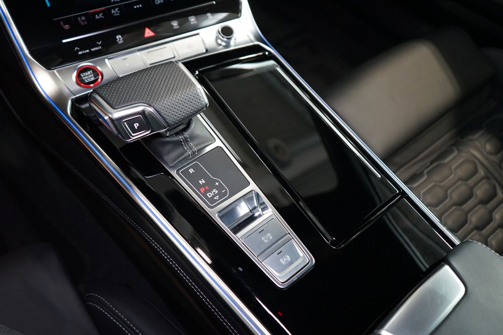 Audi RS6*PERFO*QUATTRO*MATRIX*B&O*TOW*360*106.694€NET
