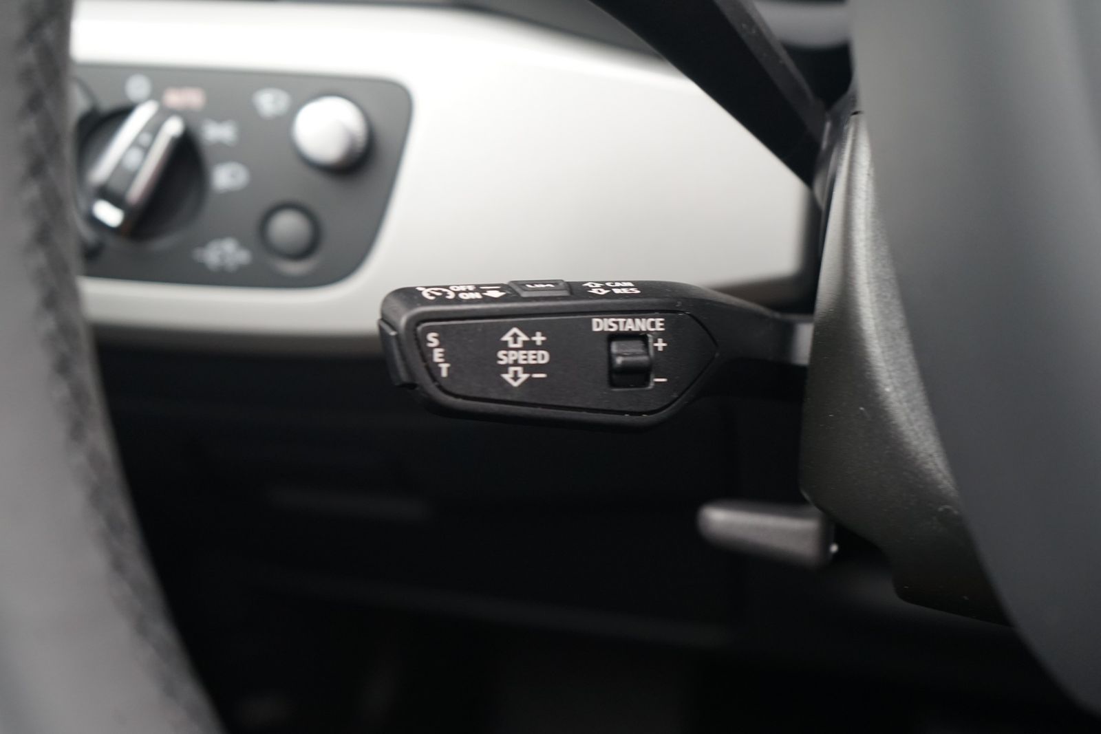 Audi A4 Avant 40 quattro S-Line - Samsaru's Car Outlet