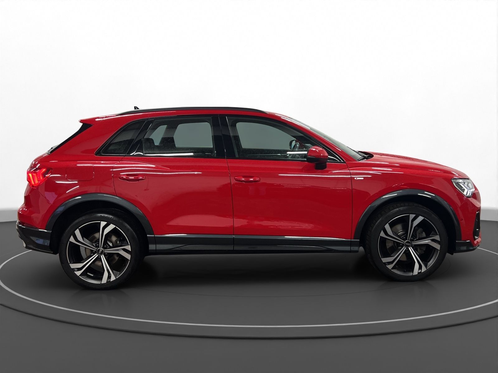 Audi Q3 40 TFSI qu. S line Matrix LM 20" Navi PDC+RFK