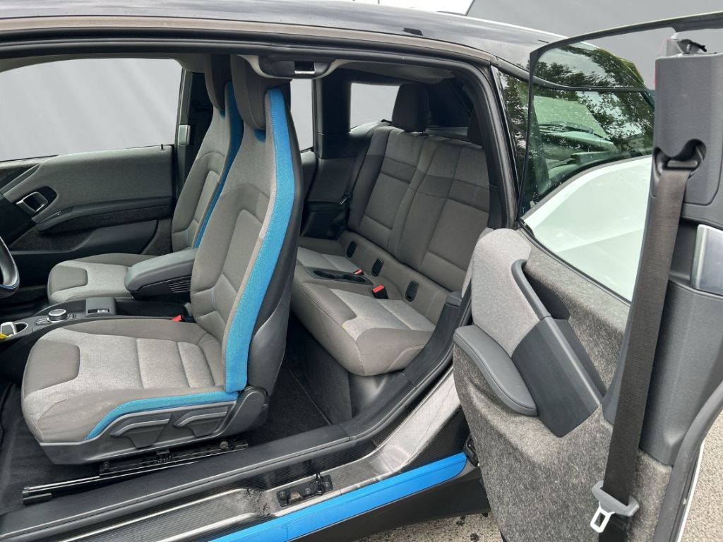 BMW i3 120Ah - Samsaru's Car Outlet