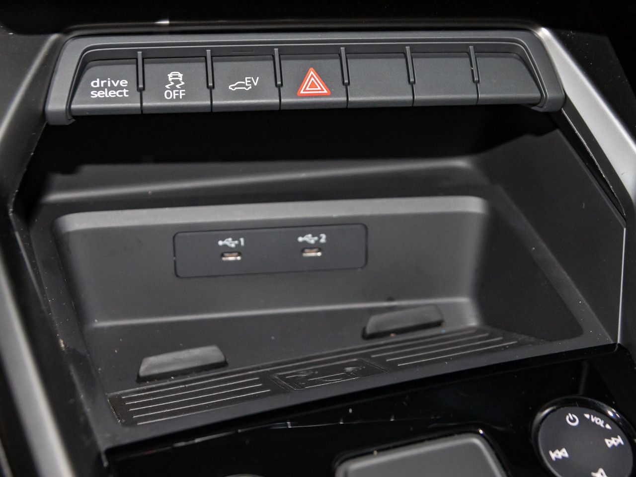 Audi A3 Sportback 40 TFSI e advanced - Samsaru's Car Outlet