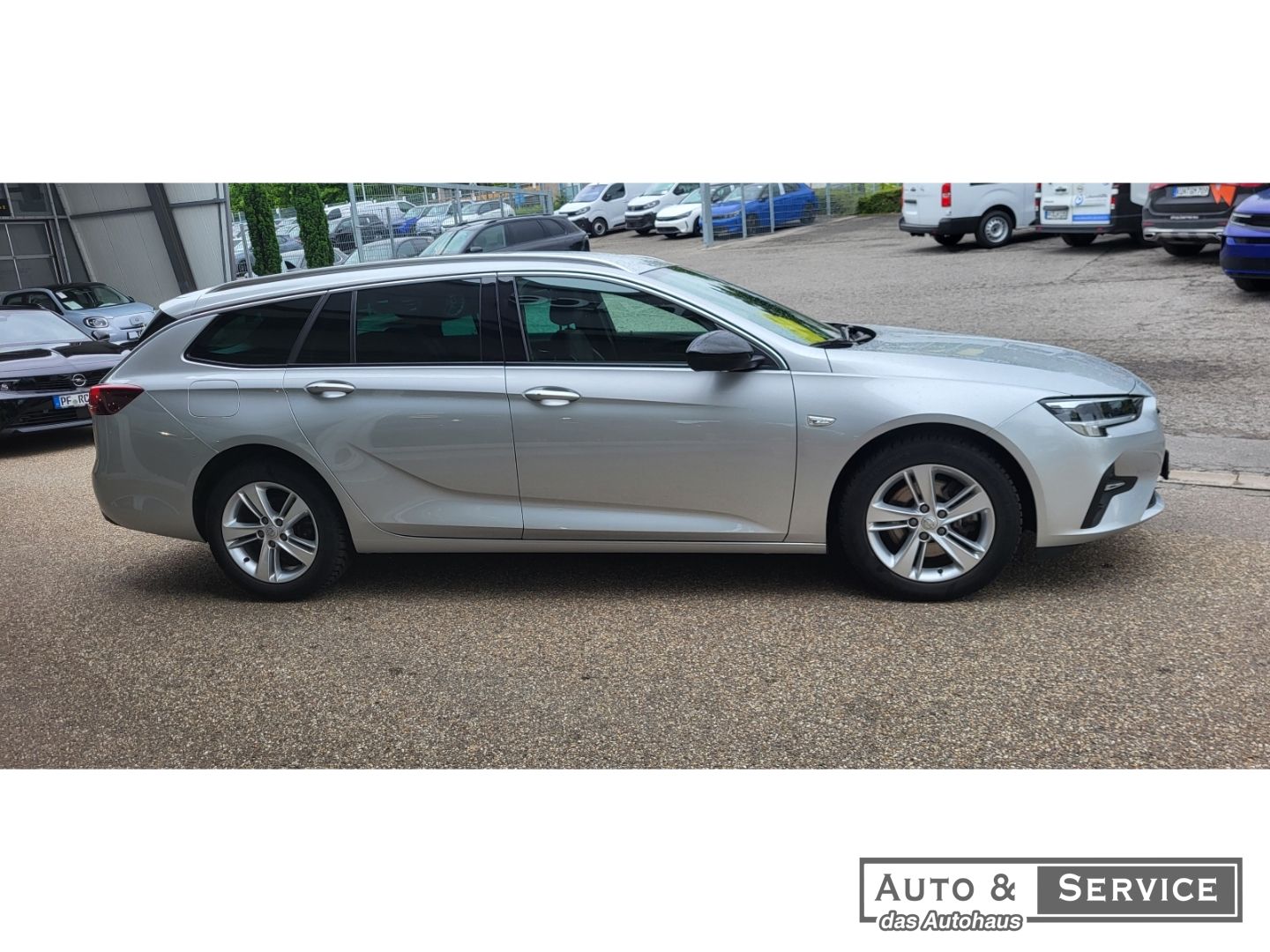 Opel Insignia B Sports T. - Samsaru's Car Outlet