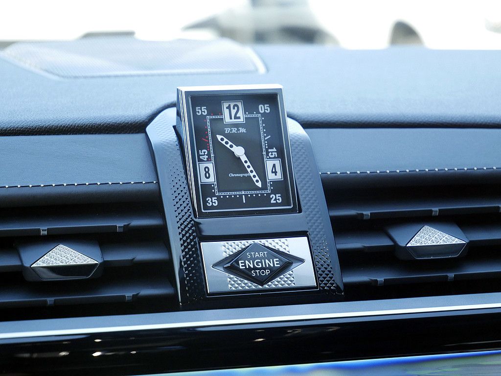 DS Automobiles DS 7 Crossback E-Tense Louvre 4x4 AKTIVSITZE LED