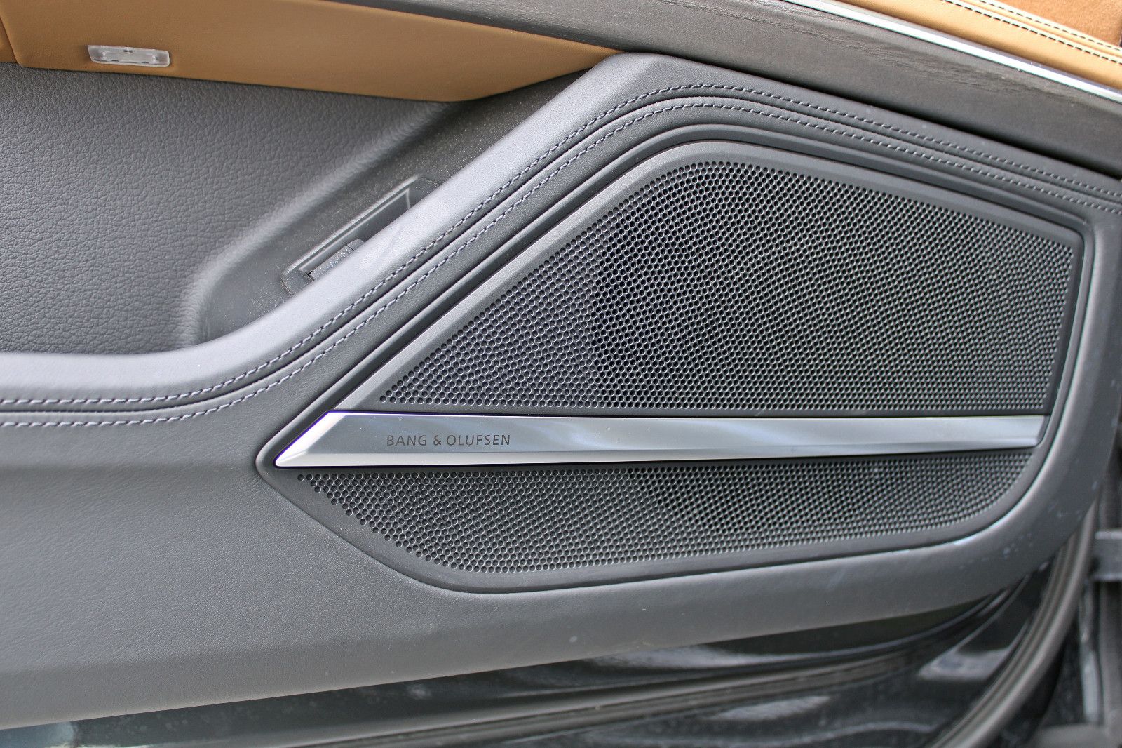 Audi A8 55TFSI quattro - Samsaru's Car Outlet