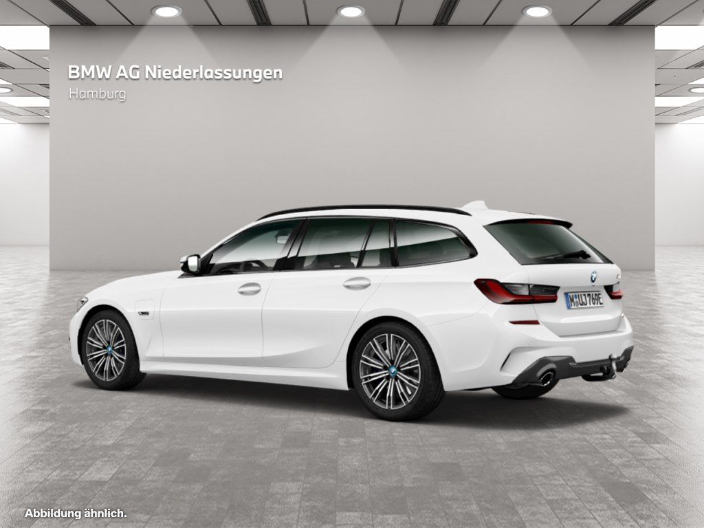 BMW 330e Touring M Sport - Samsaru's Car Outlet