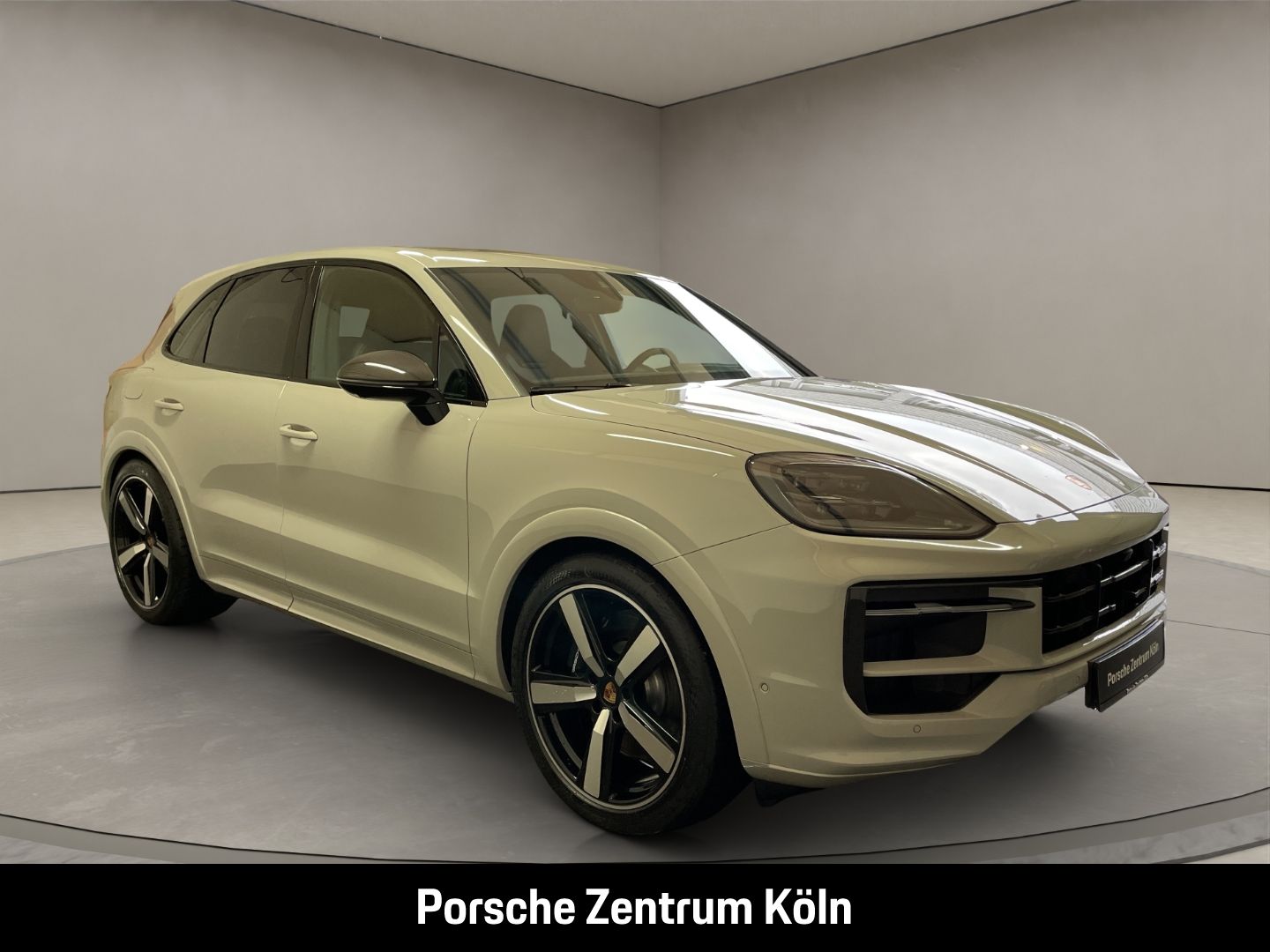 Porsche Cayenne GTS Carbon-Deisgn Sportabgas LED-Matrix
