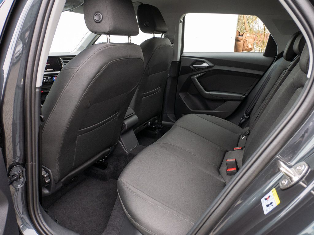 Audi A1 Sportback advanced 25 TFSI - Samsaru's Car Outlet