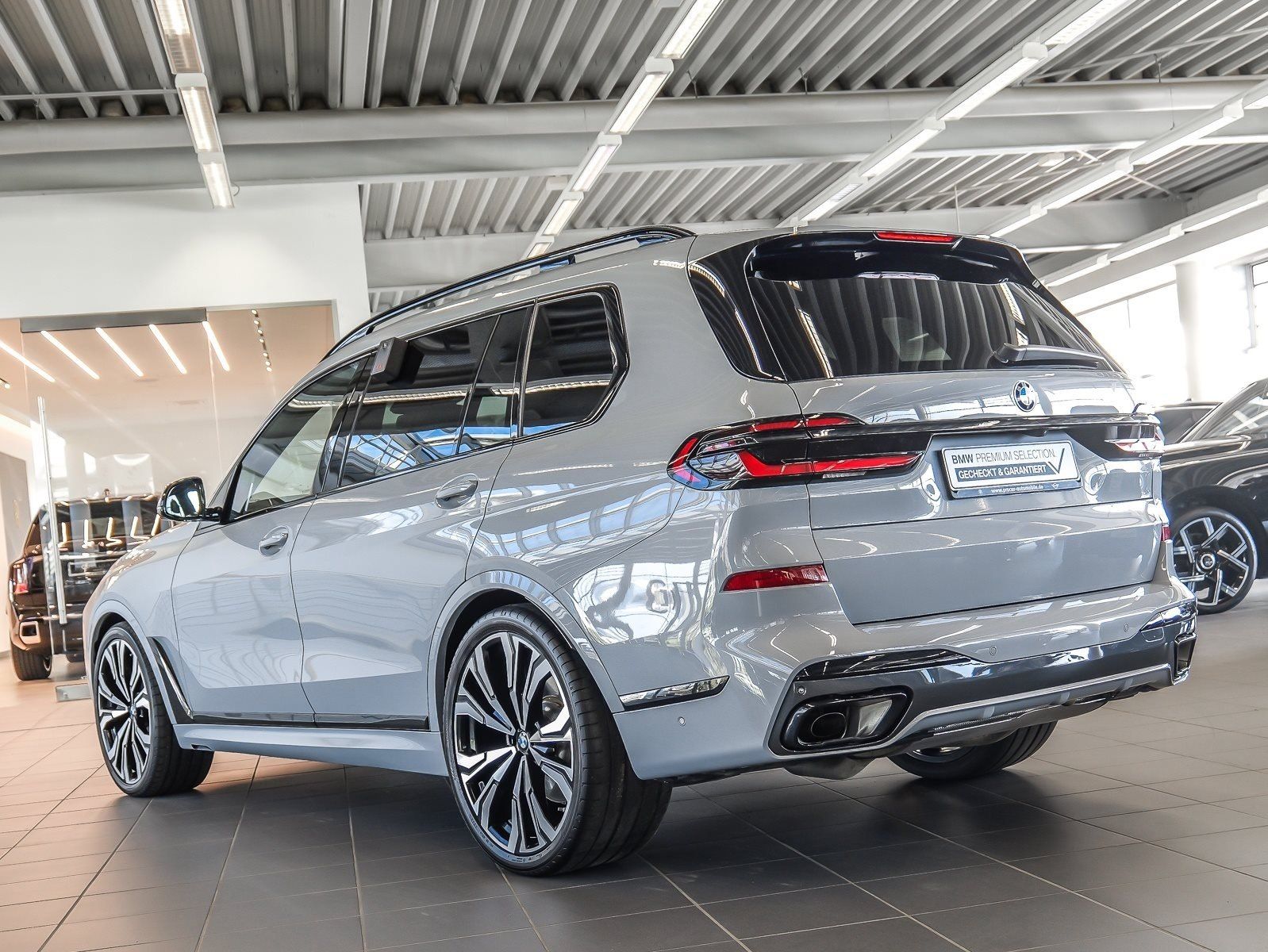 BMW X7 xDrive40d M Sport HUD PANO ACC AHK RFK NAVI
