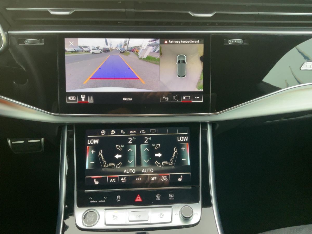 Audi Q8 50 TDI S-LINE MATRIX+NAVI+B&O+DVD+ACC+AHK+23"