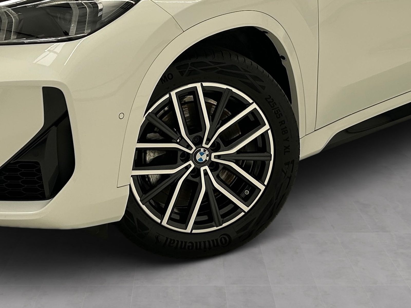 BMW X1 xDrive23i M Sport - Samsaru's Car Outlet