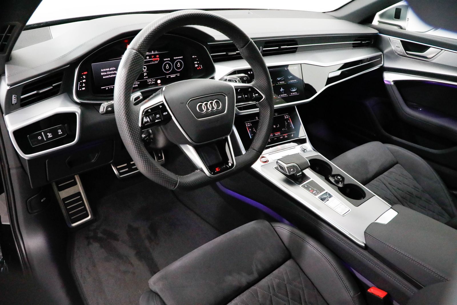 Audi RS 6 Avant AHK Matrix B&O Pano HUD RS-Dynamik