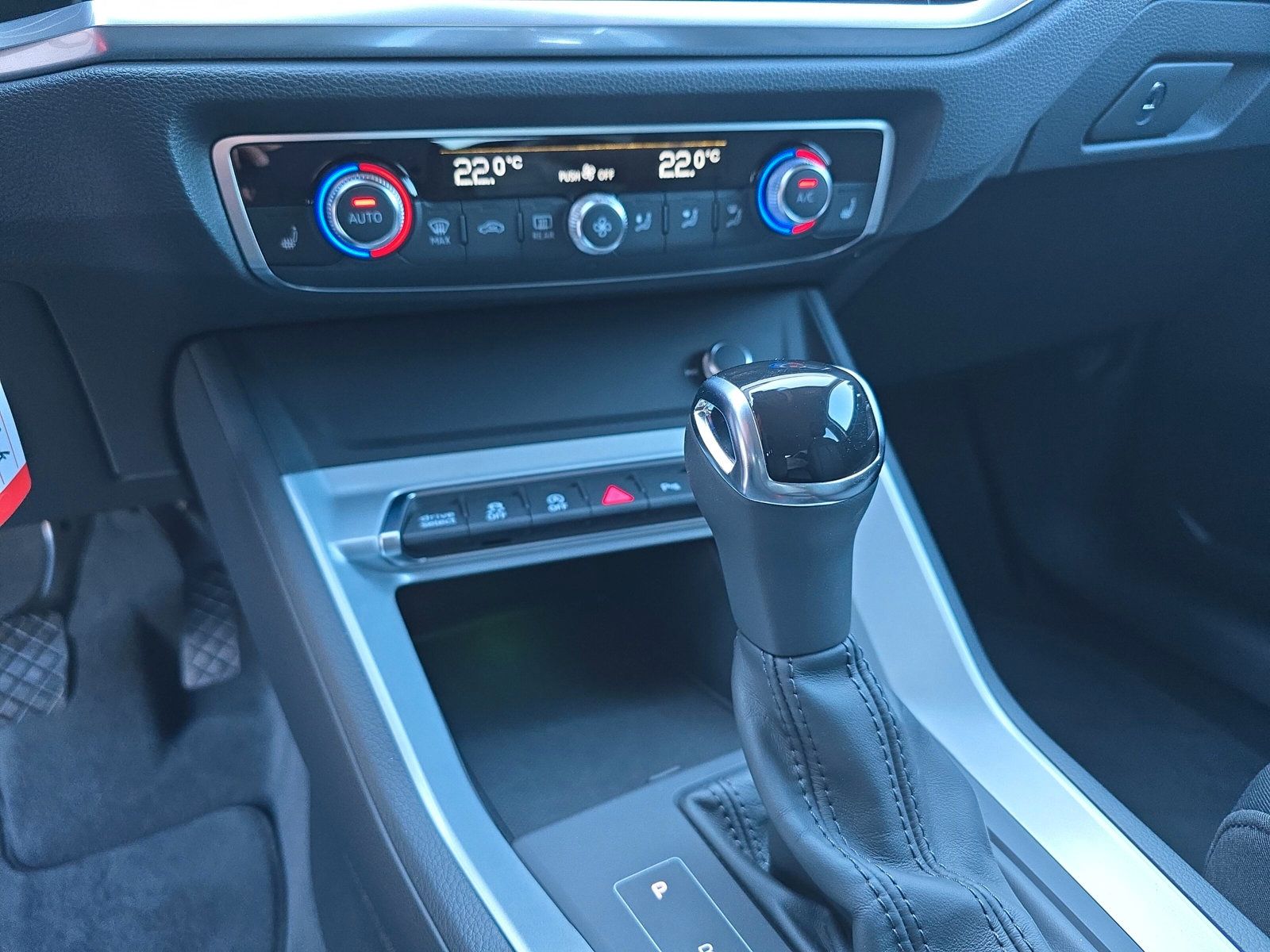 Audi Q3 Sportback 40 TFSI qu S line - Samsaru's Car Outlet