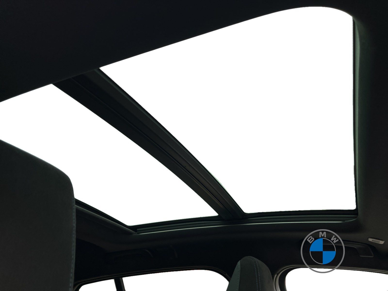BMW 120 M Sport 19" AHK Pano Memory H/K