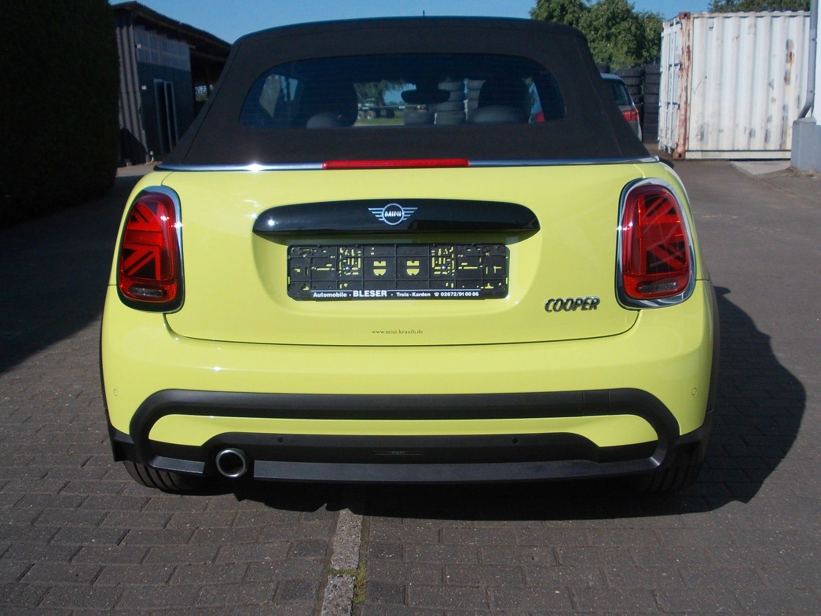 MINI COOPER Cabrio Cooper Classic - Samsaru's Car Outlet