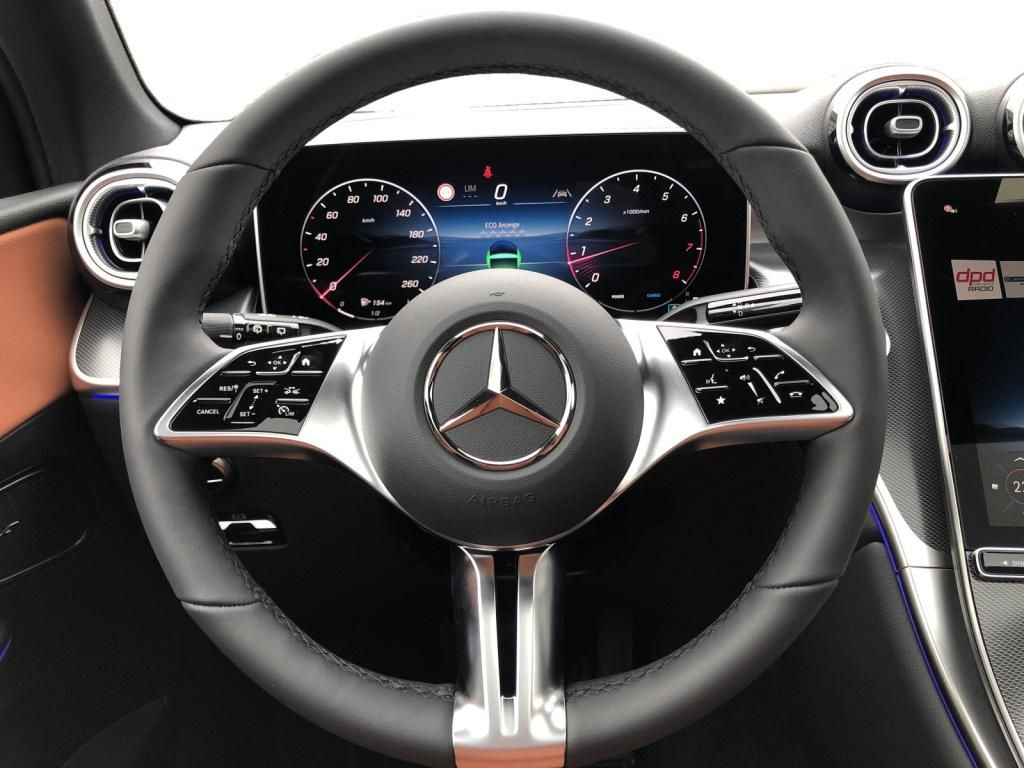 Mercedes-Benz GLC 200 4MATIC Avantgarde - Samsaru's Car Outlet