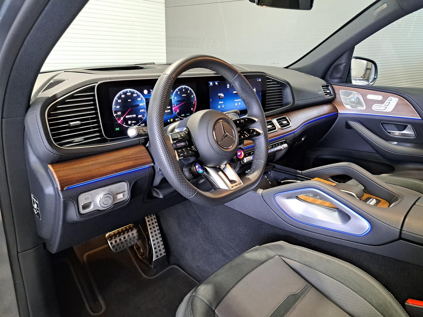 Mercedes-Benz GLE 53 AMG 4Matic+°Burmester°360°Pano°HUD°AHK°