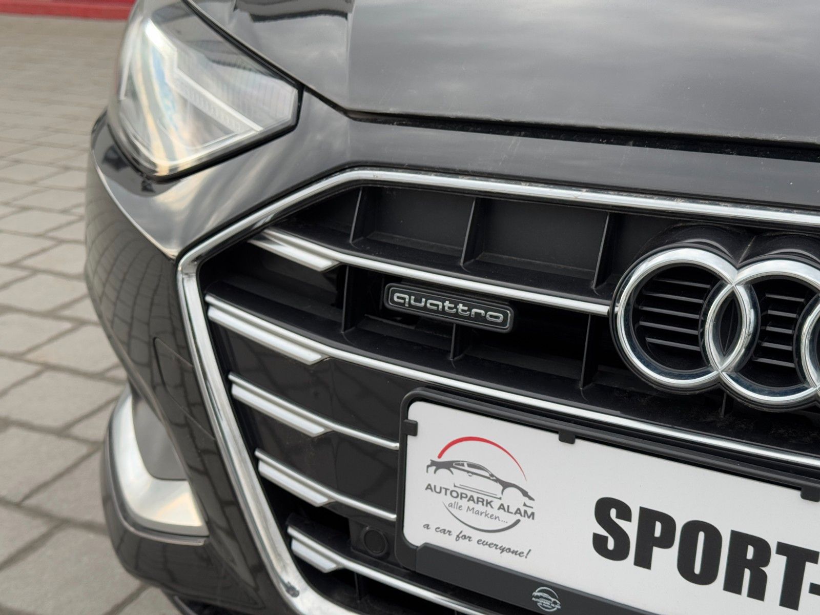Audi A4 Av.40 TDI quattro advanced - Samsaru's Car Outlet