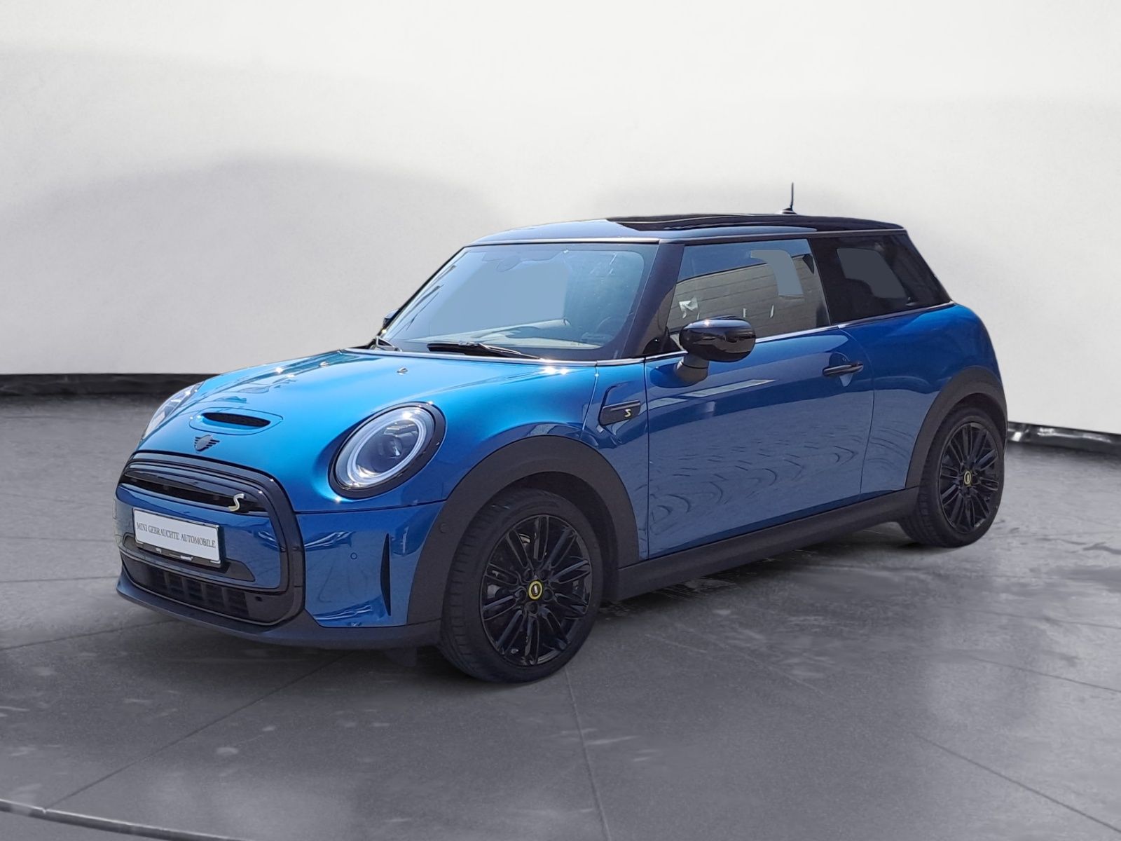 MINI Cooper SE - Samsaru's Car Outlet