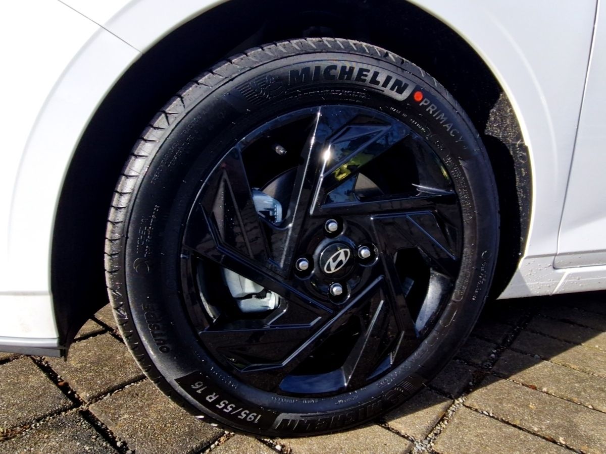 Hyundai i20 1.0 T-GDI Blackline (90PS) Sondermodell