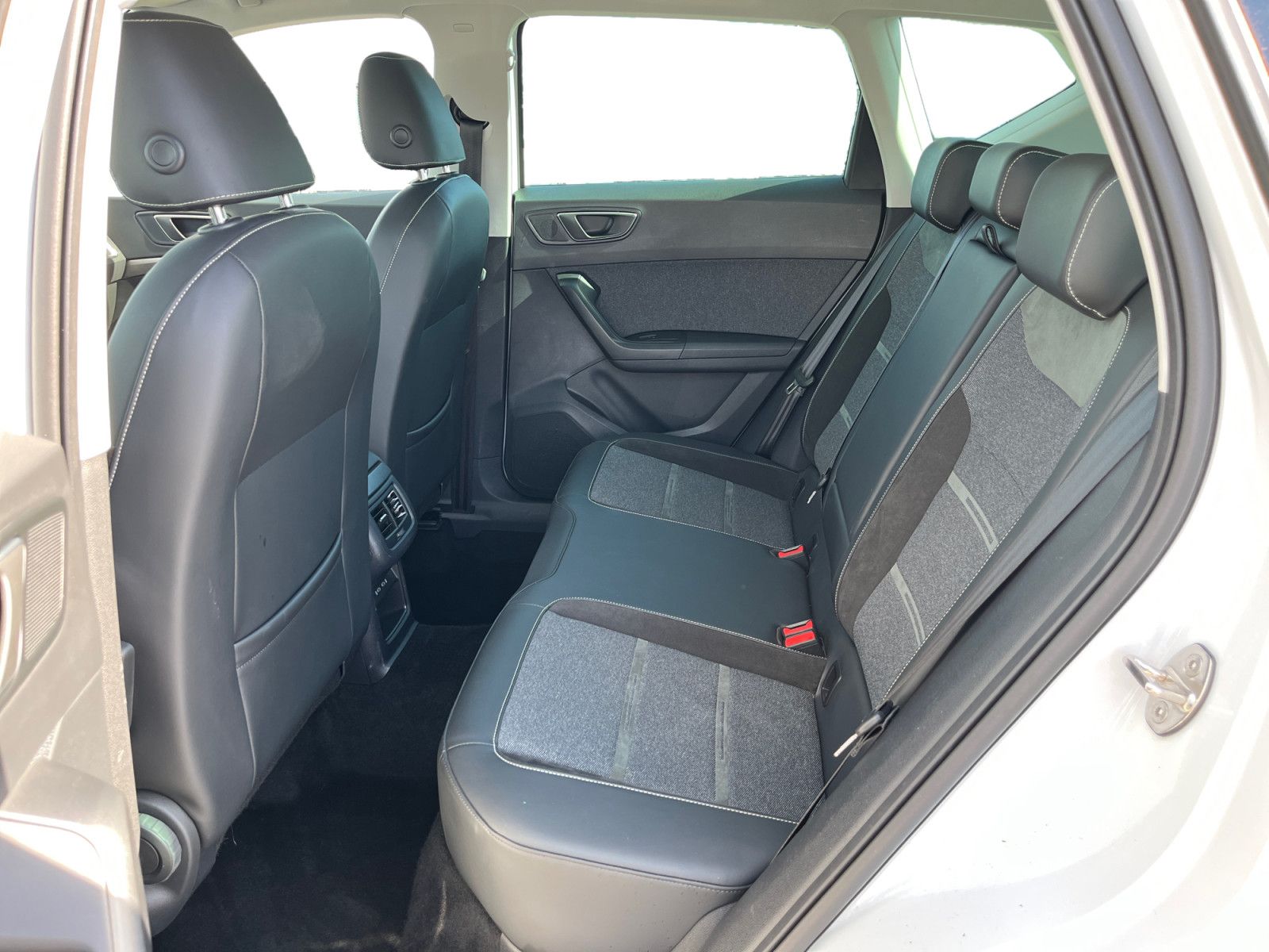 Seat Ateca 1.5TSI DSG Xperience  Navi AHK ACC LED CAM