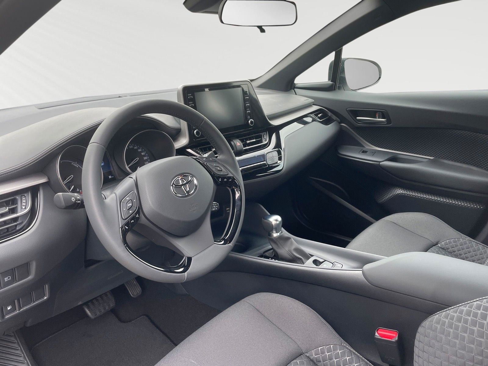 Toyota C-HR Hybrid Flow - Samsaru's Car Outlet